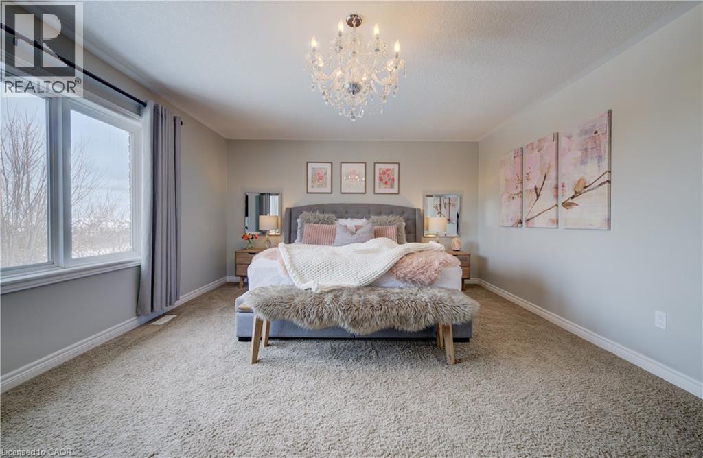 928 EVENS POND Court, Kitchener, Ontario, N2R0B8 — Photo 29