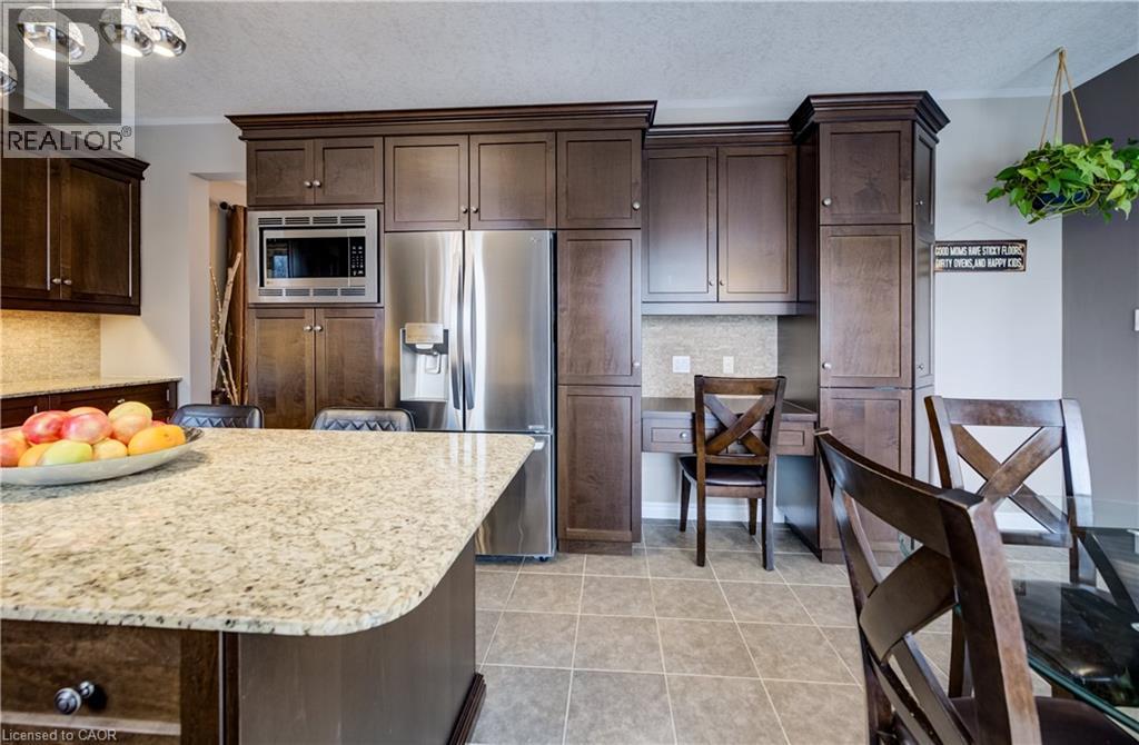 928 EVENS POND Court, Kitchener, Ontario, N2R0B8 — Photo 20