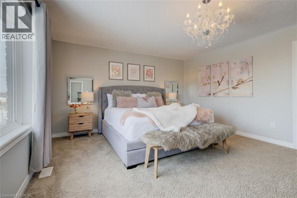928 EVENS POND Court, Kitchener, Ontario, N2R0B8 — Photo 30