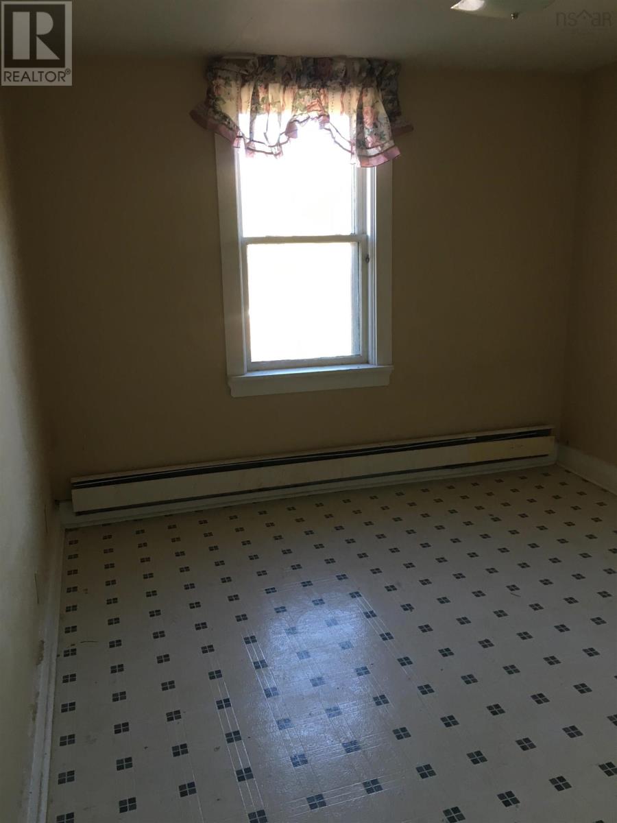 Property 30 of 31 of 1945 Italy Cross Road