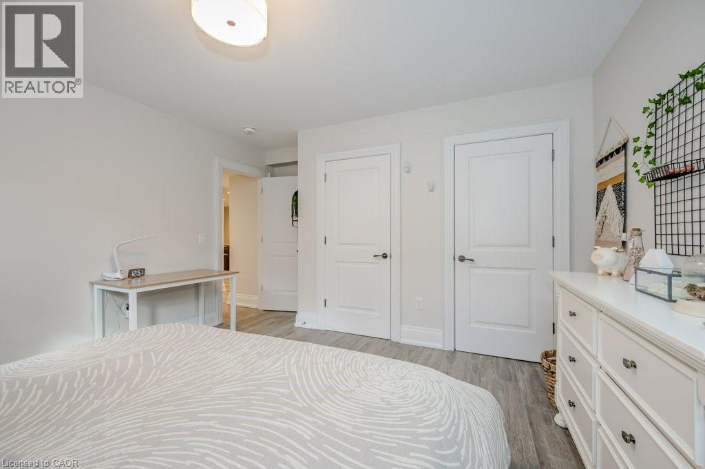1298 PINEGROVE Road, Oakville, Ontario, L6L2X3 — Photo 42