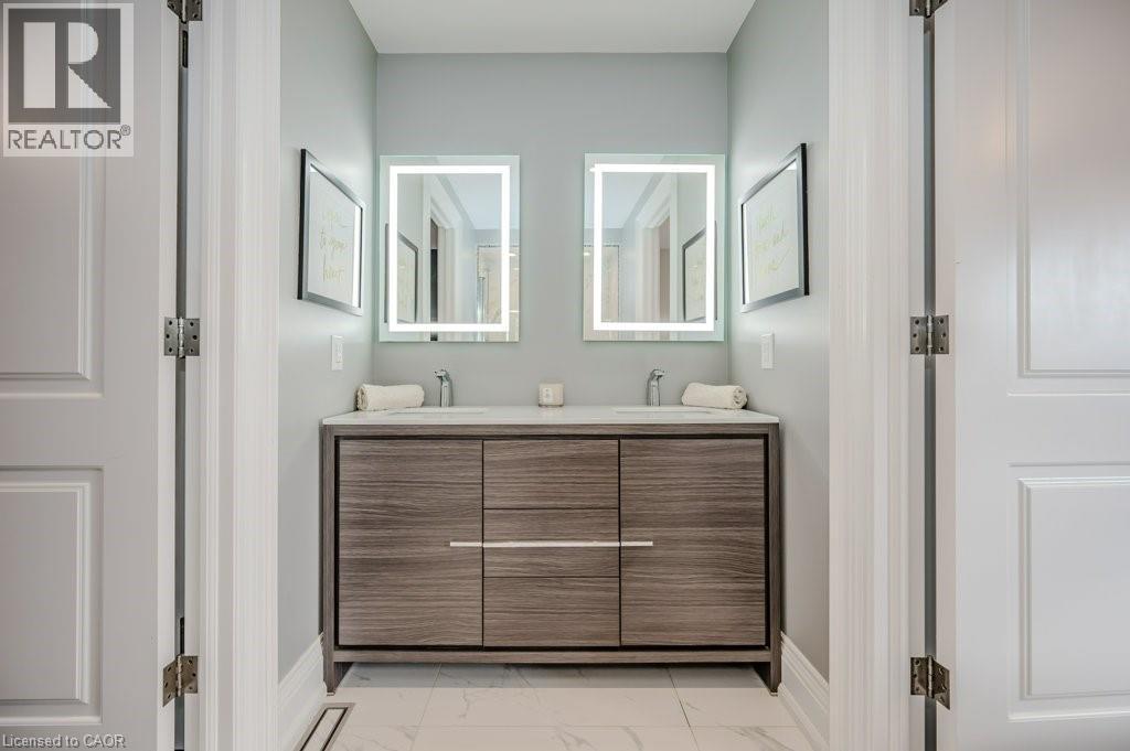 1298 PINEGROVE Road, Oakville, Ontario, L6L2X3 — Photo 29