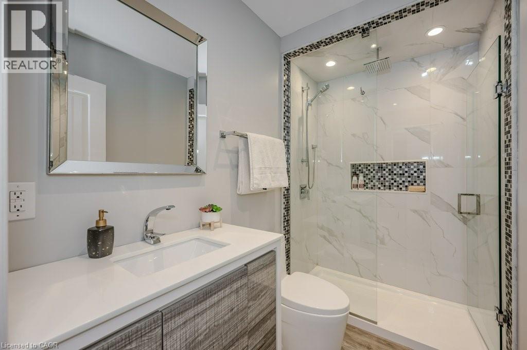 1298 PINEGROVE Road, Oakville, Ontario, L6L2X3 — Photo 40