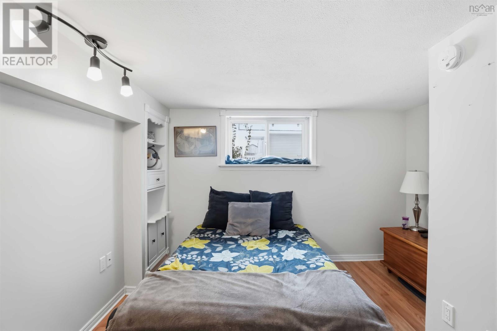 Property 22 of 32 of 33 Henshaw Drive