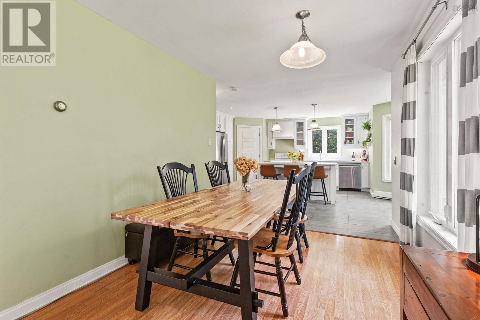 Property 25 of 51 of 252 Hillside Drive