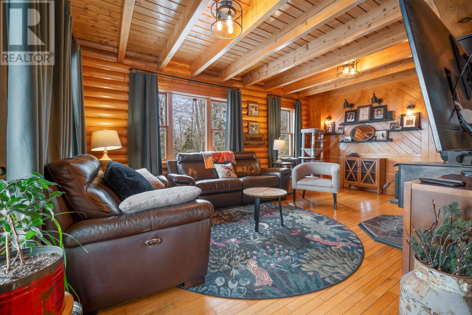 Property 17 of 50 of 1197 Mount Pleasant Road