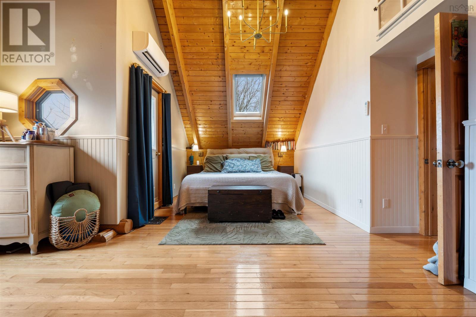 Property 39 of 50 of 1197 Mount Pleasant Road