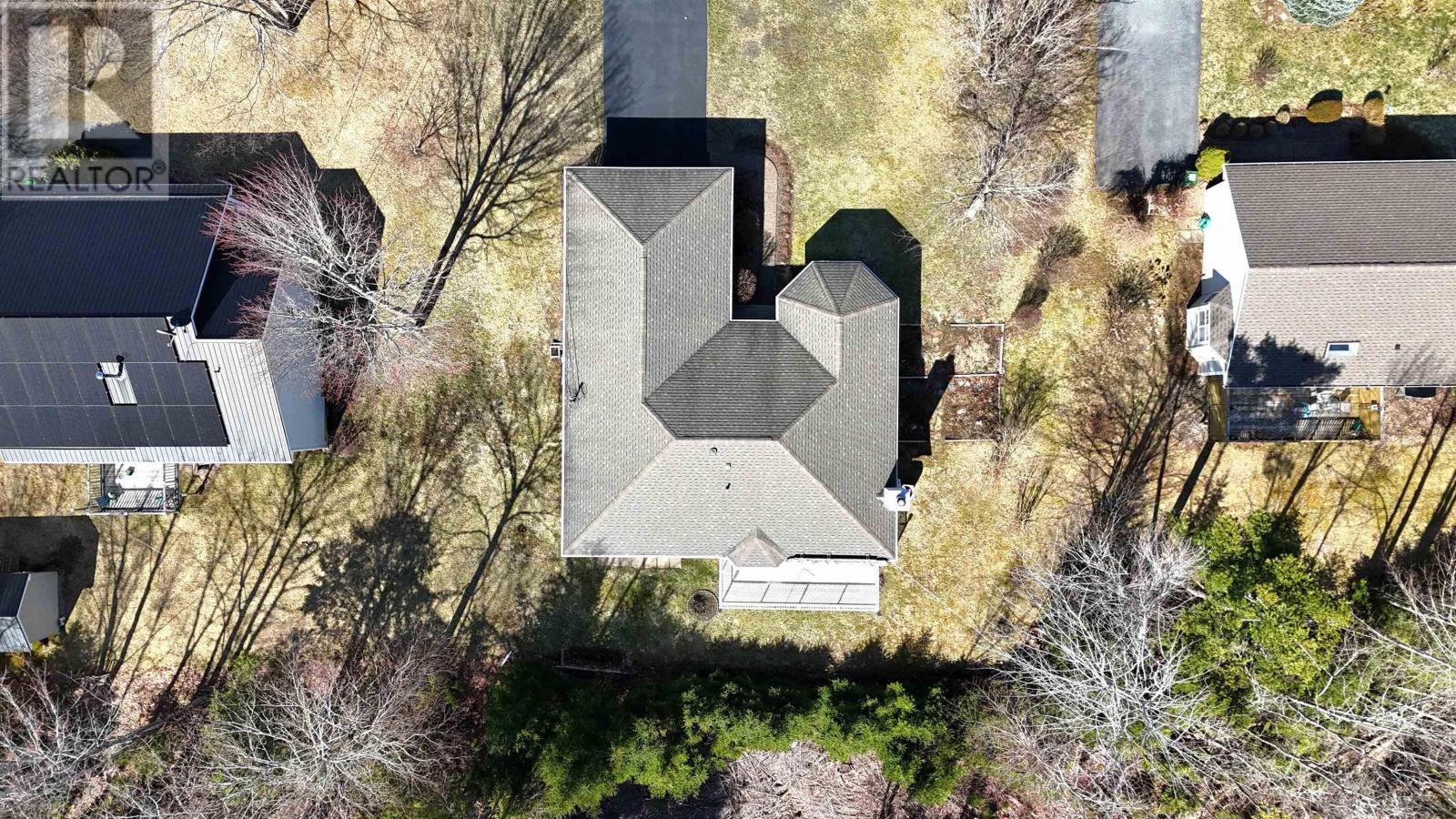 Property 42 of 45 of 114 Mayfair Drive