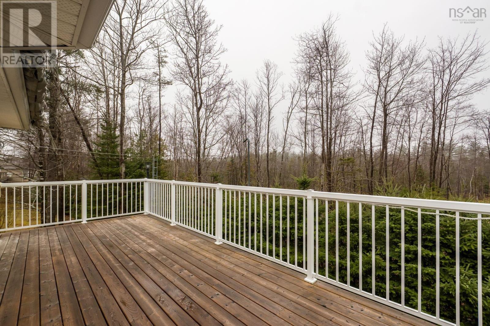 Property 40 of 45 of 114 Mayfair Drive