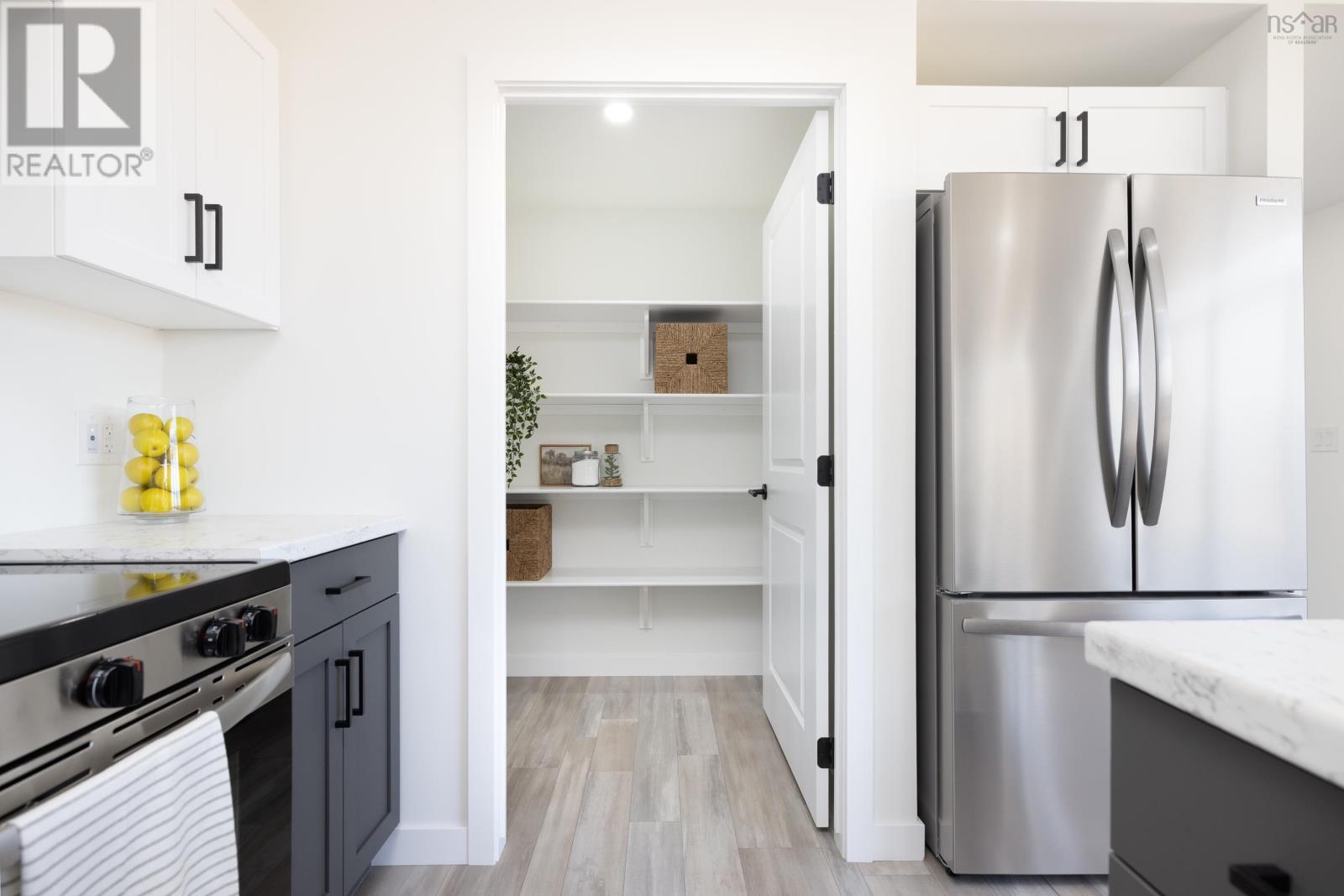 Property 7 of 30 of 3 Pebble Lane