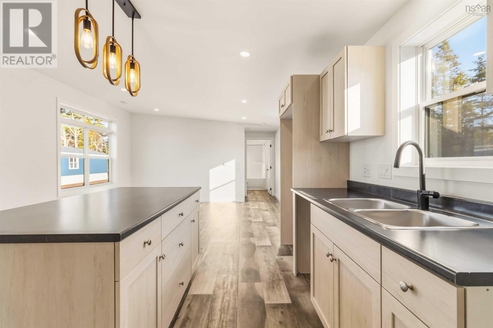 Property 12 of 30 of 5 Pebble Lane