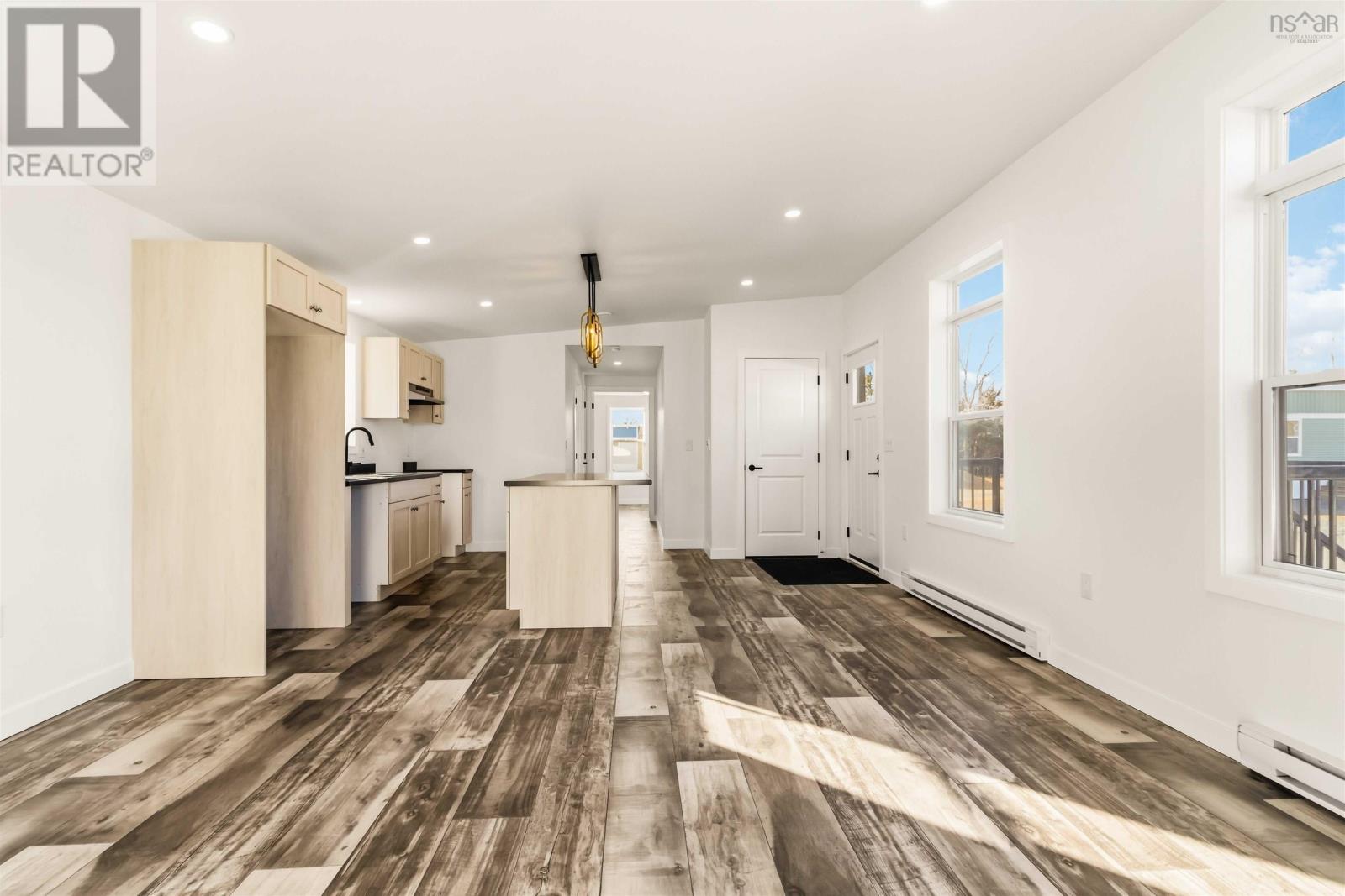 Property 19 of 30 of 5 Pebble Lane