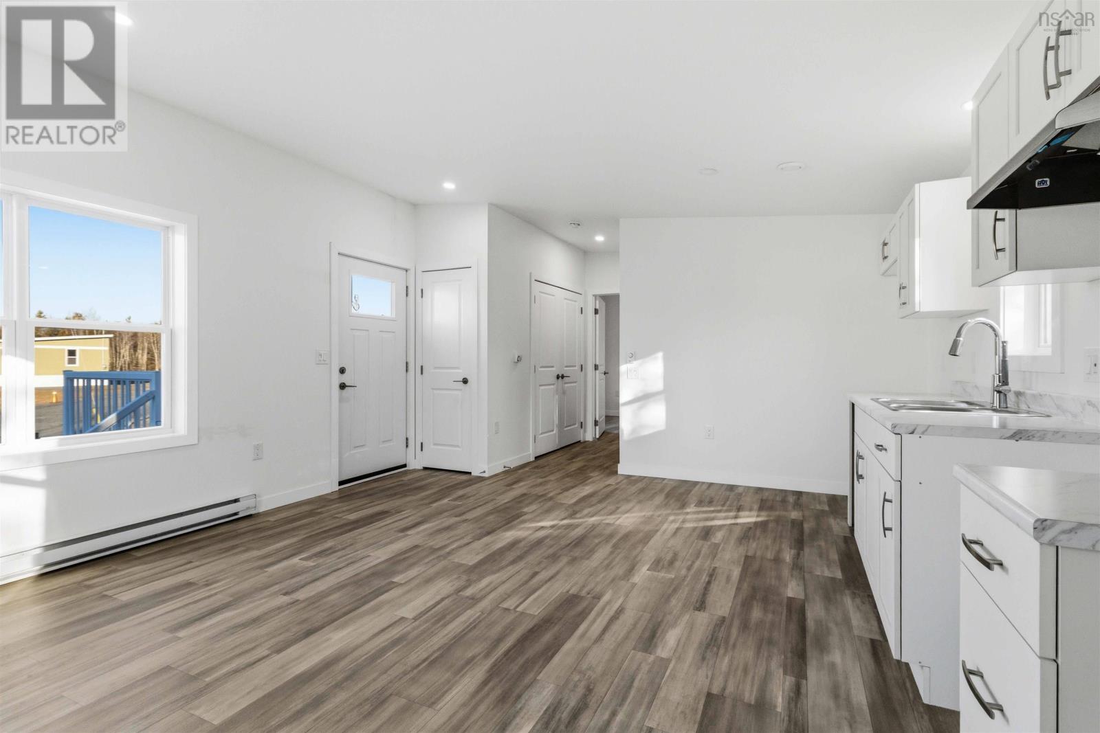 Property 5 of 20 of 1 Pebble Lane