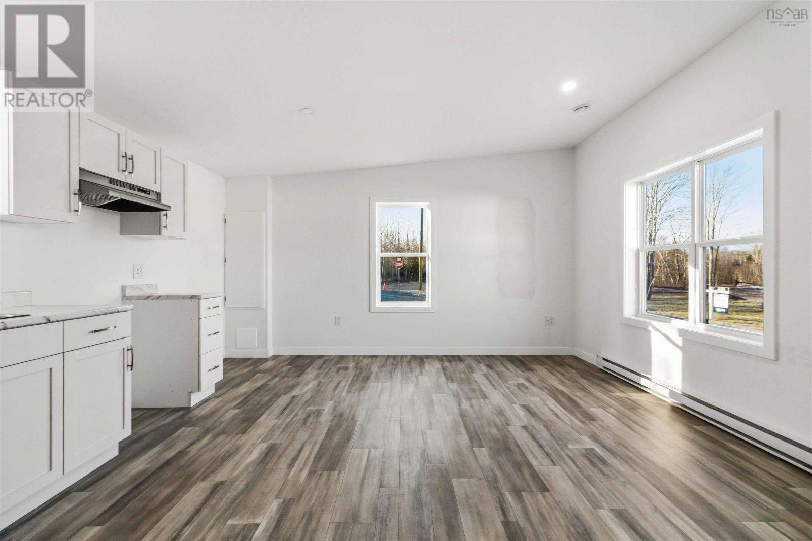 Property 8 of 20 of 1 Pebble Lane