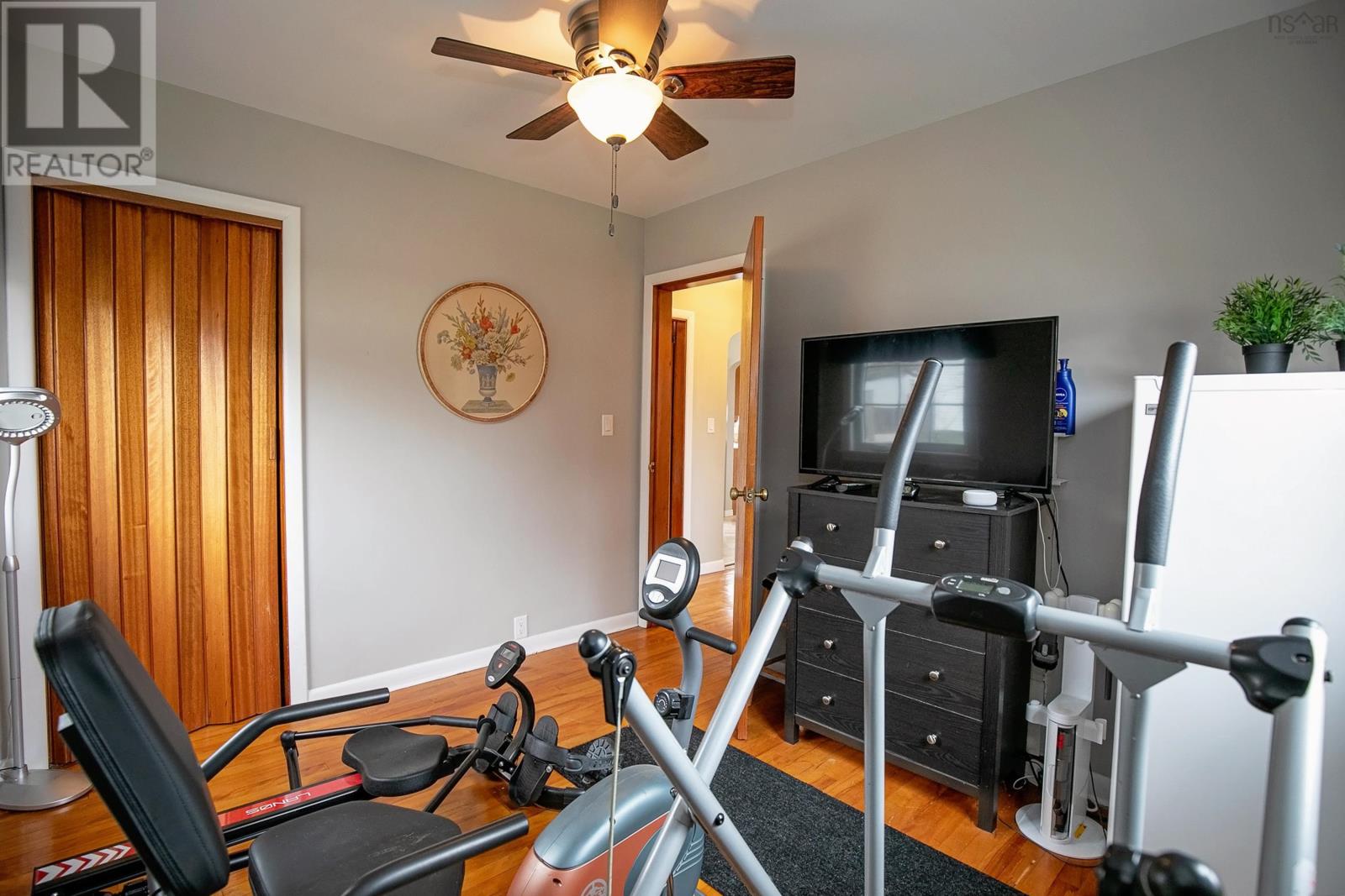 Property 22 of 35 of 18 Boylston Avenue