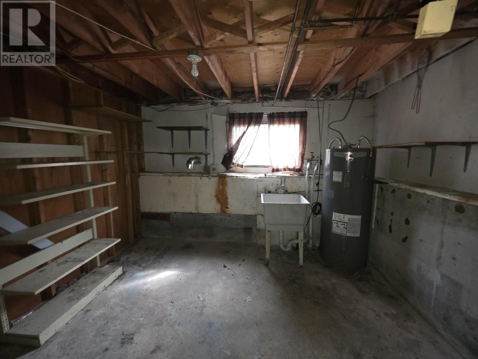 Property 28 of 28 of 57 Saratoga Drive