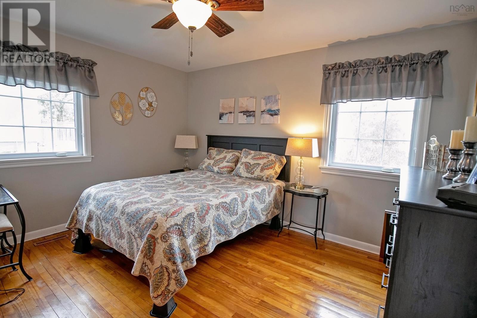 Property 23 of 35 of 18 Boylston Avenue