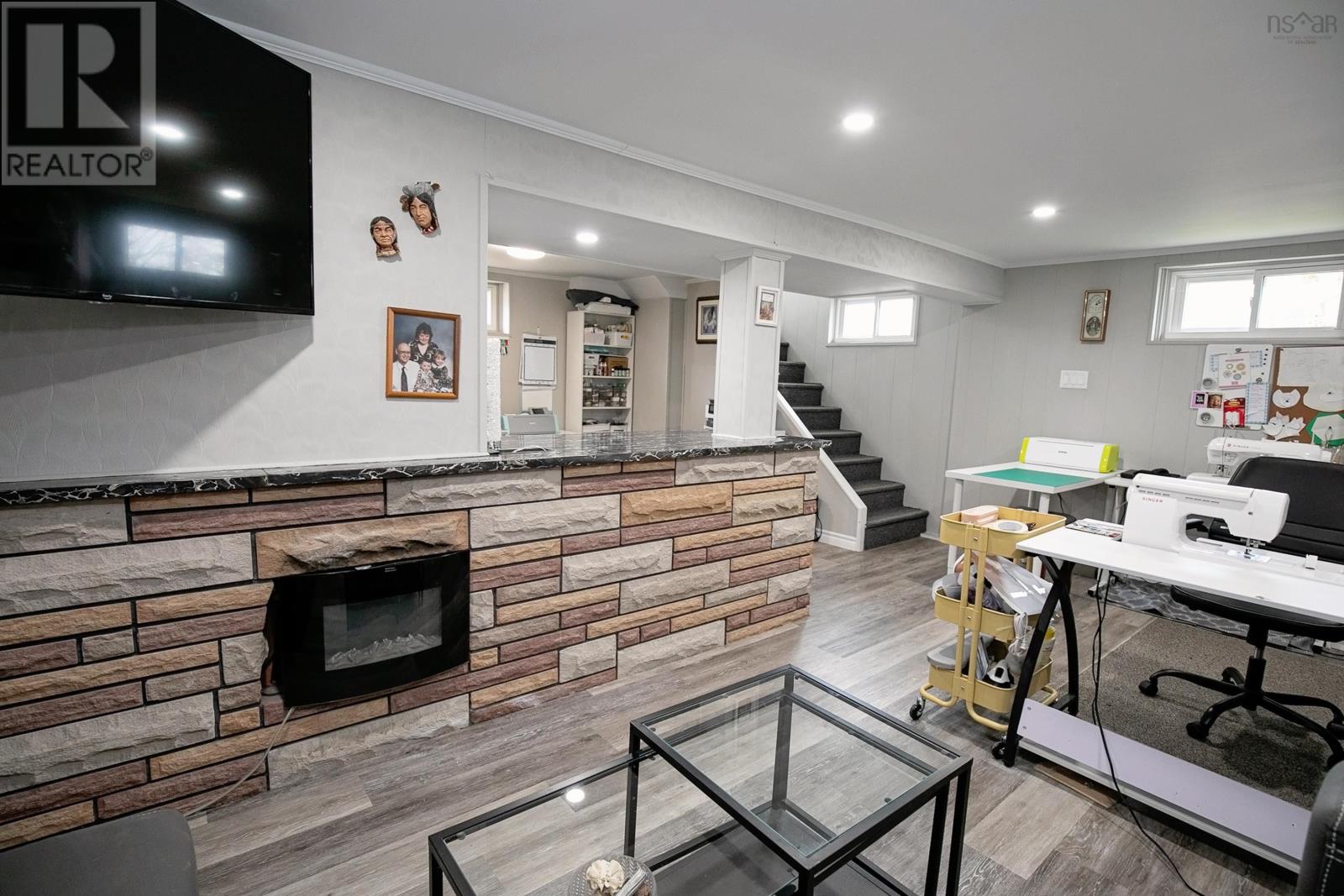 Property 29 of 35 of 18 Boylston Avenue