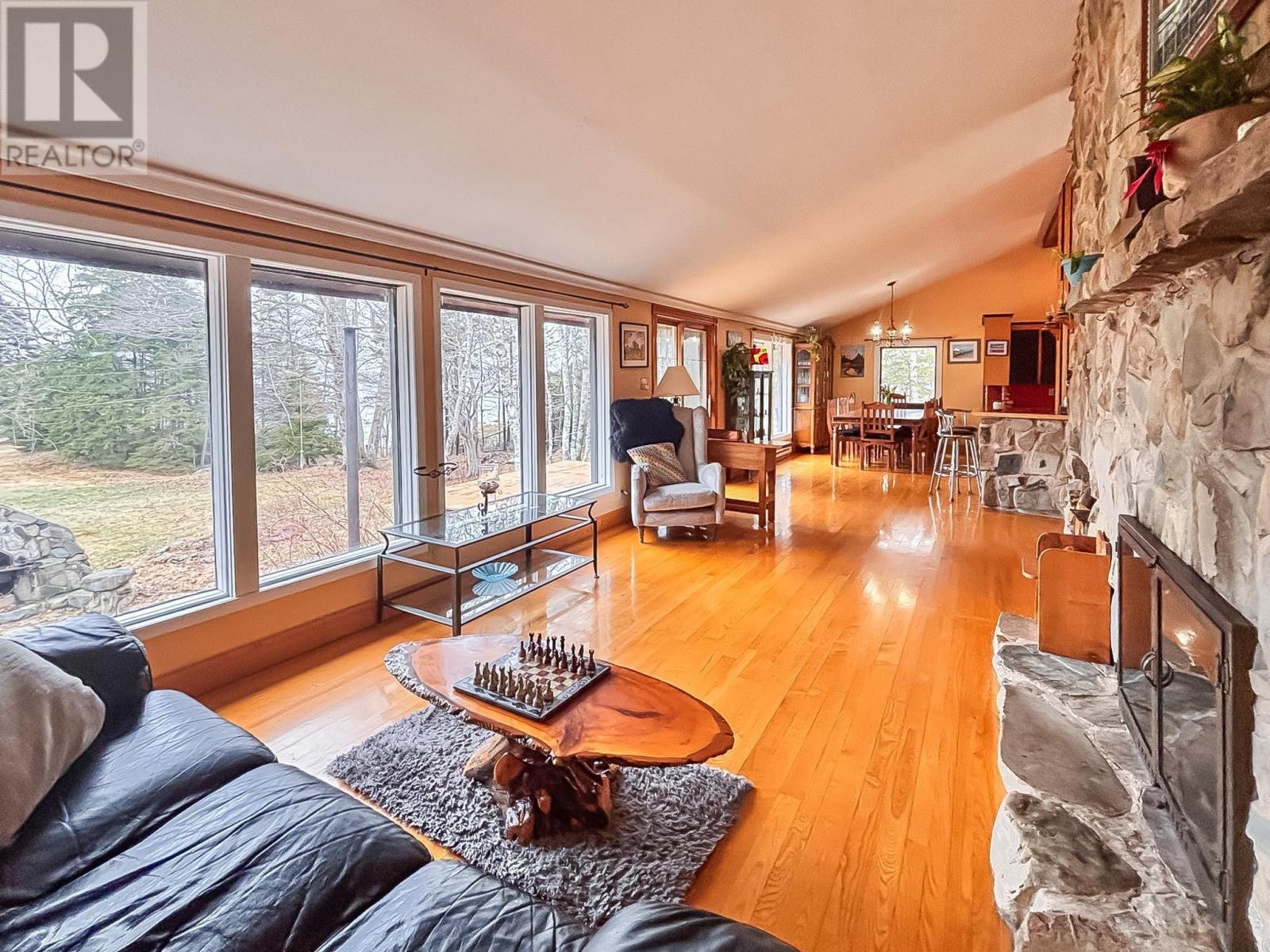 Property 20 of 43 of 9169 Highway 331