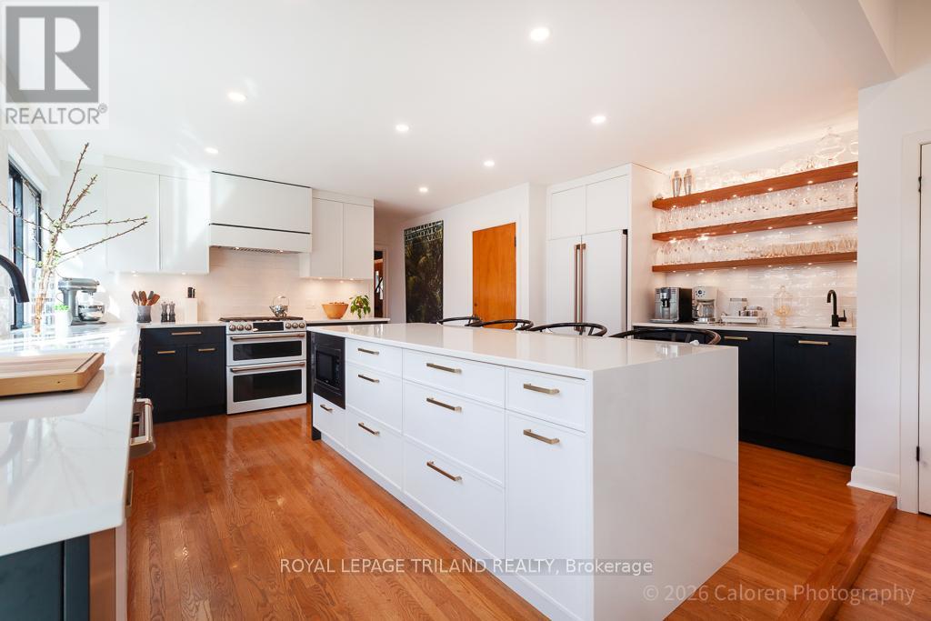 423 MOORE STREET Property Photo