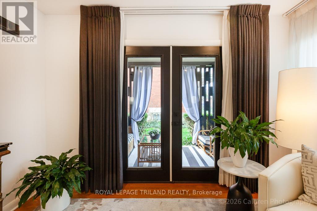 423 MOORE STREET Property Photo