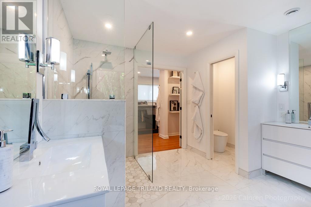 423 MOORE STREET Property Photo