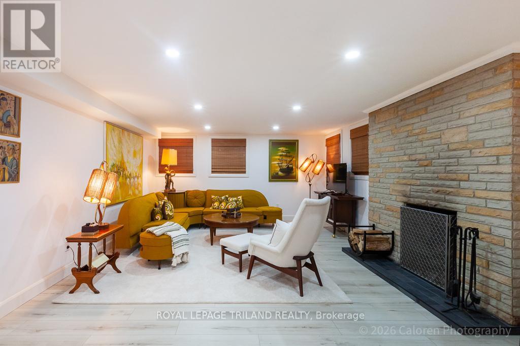 423 MOORE STREET Property Photo