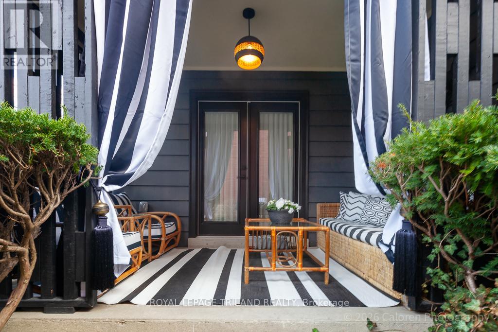 423 MOORE STREET Property Photo