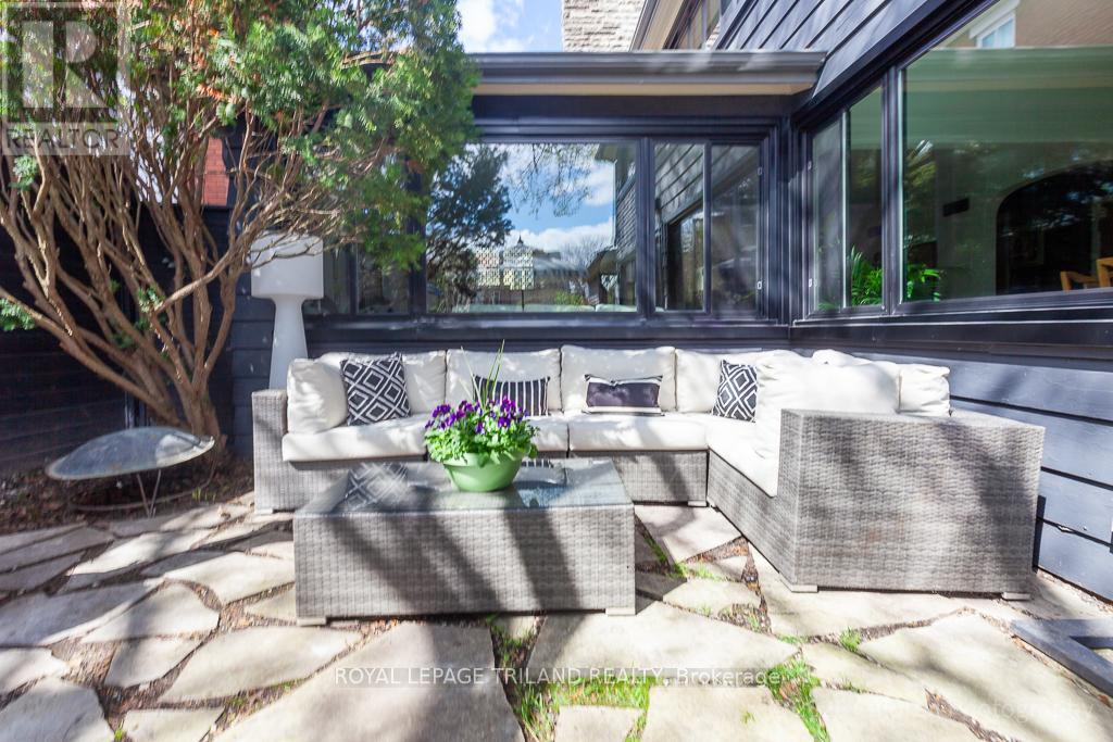 423 MOORE STREET Property Photo