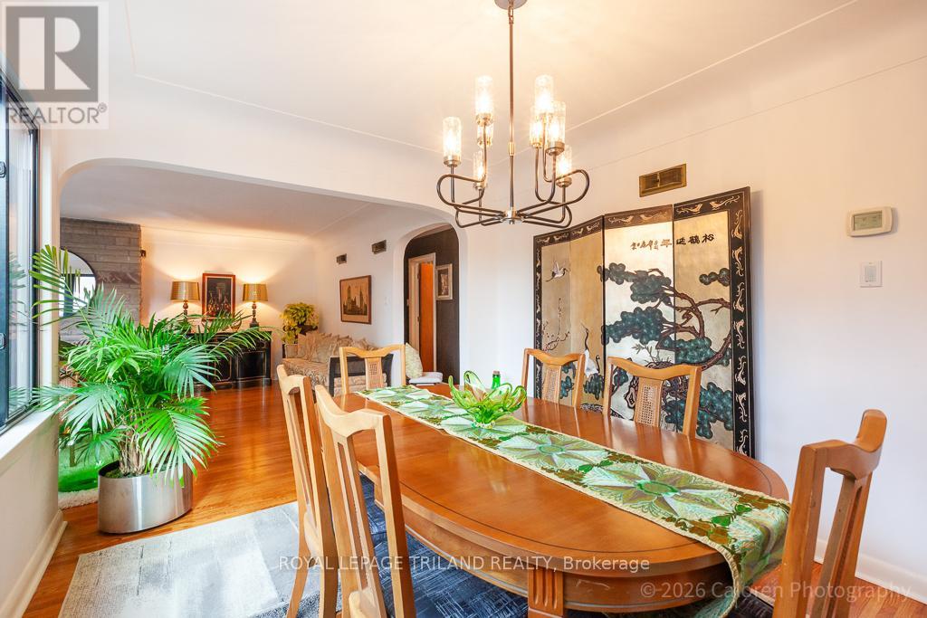 423 MOORE STREET Property Photo