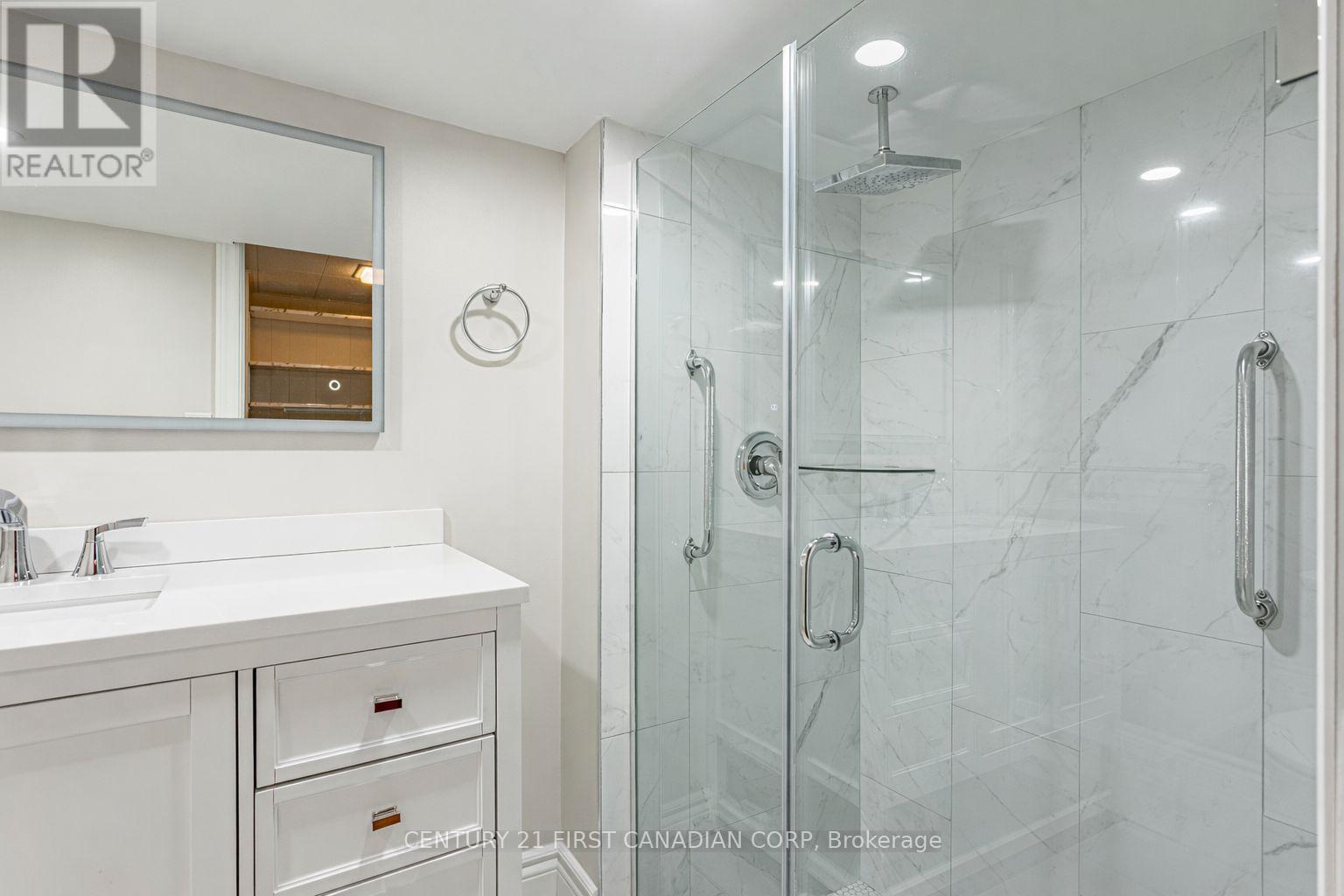 256 SOUTHCREST DRIVE Property Photo