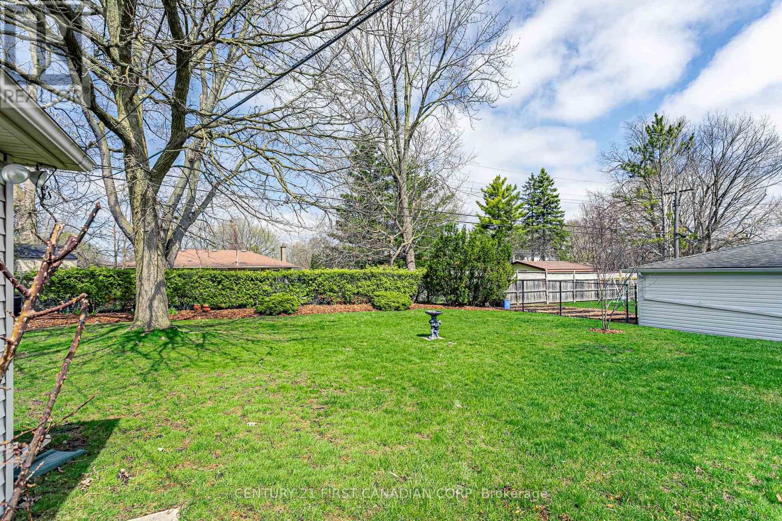 256 SOUTHCREST DRIVE Property Photo