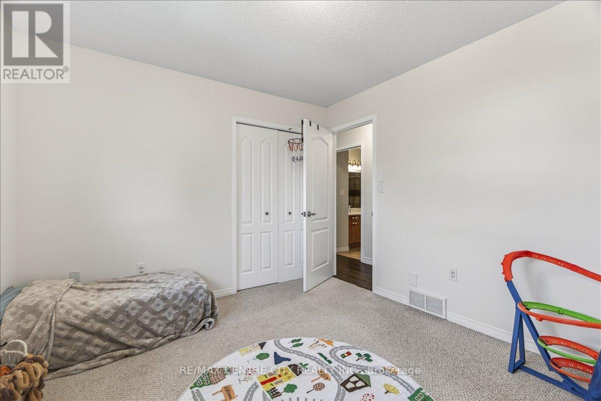 71 MIDDLESEX DRIVE Property Photo