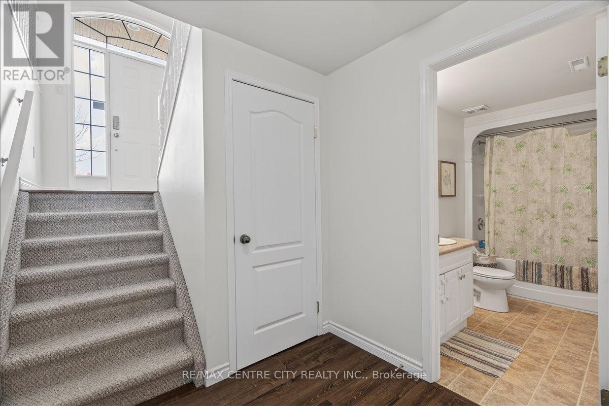 71 MIDDLESEX DRIVE Property Photo