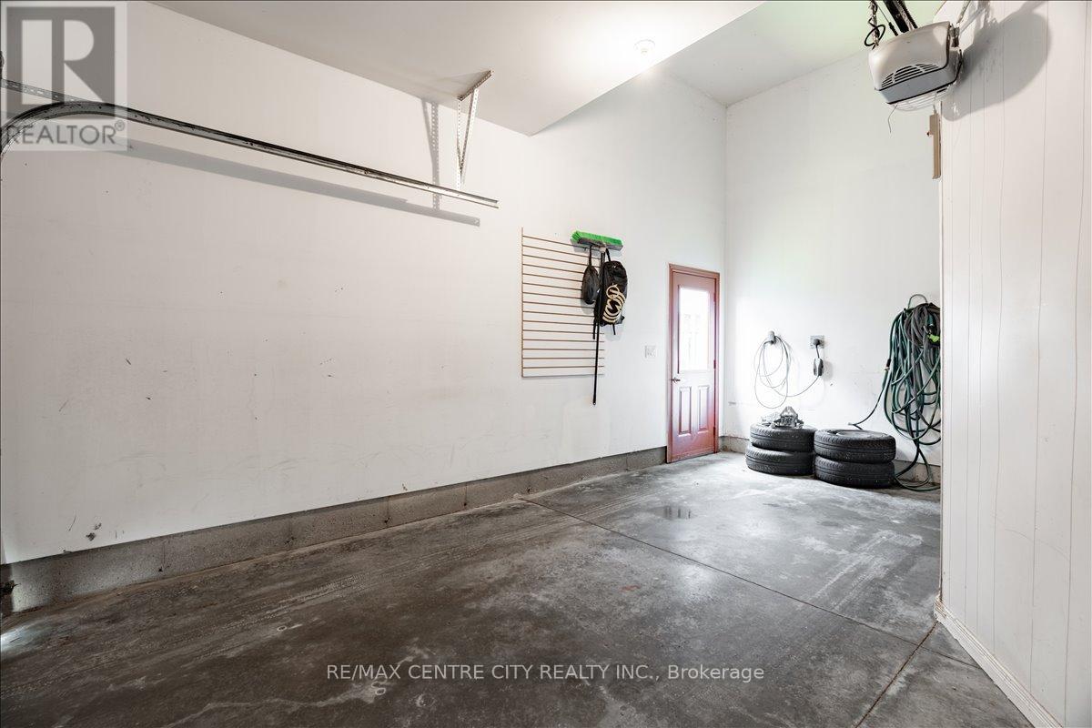 71 MIDDLESEX DRIVE Property Photo