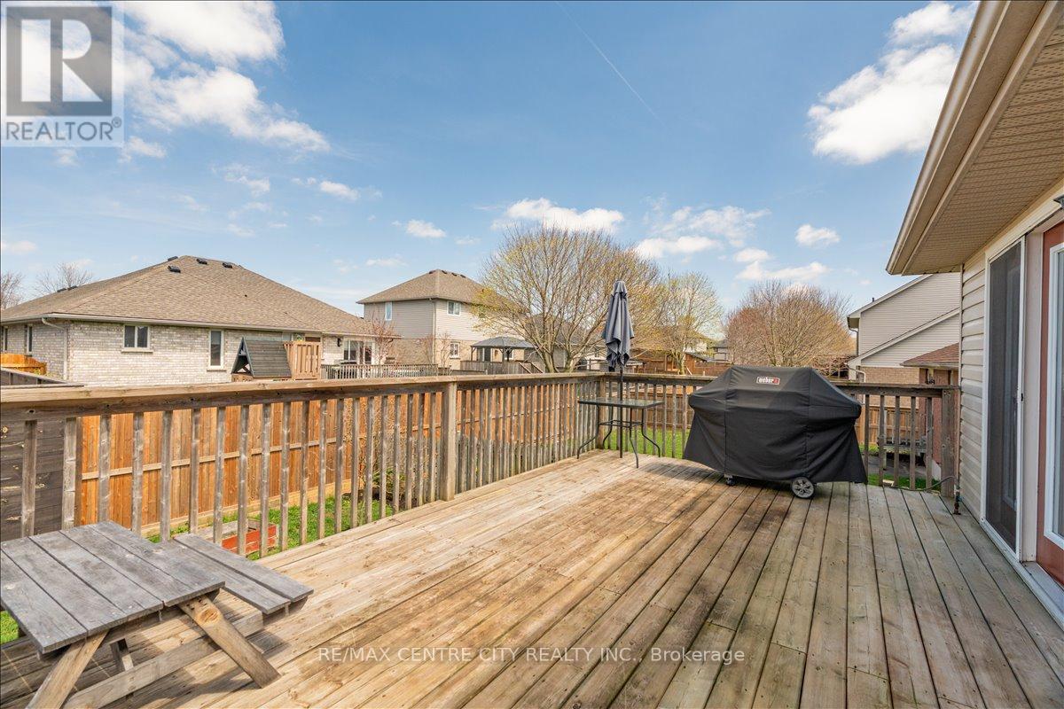 71 MIDDLESEX DRIVE Property Photo