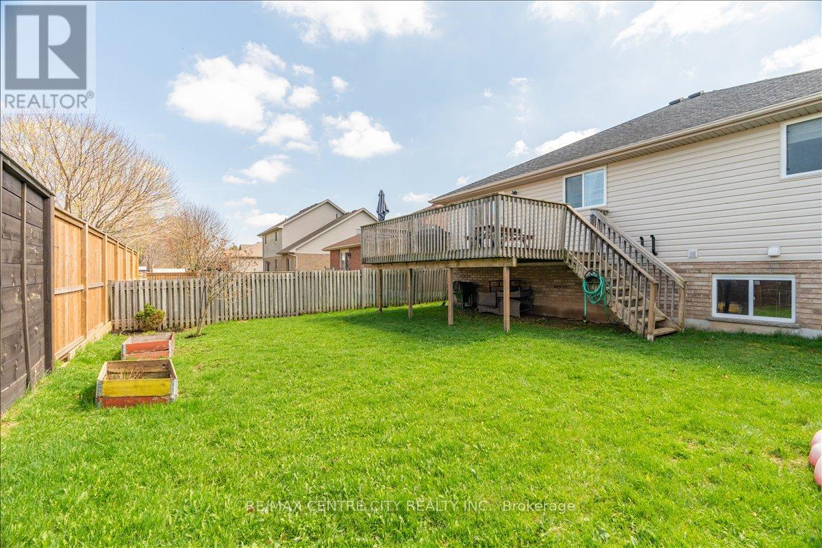 71 MIDDLESEX DRIVE Property Photo