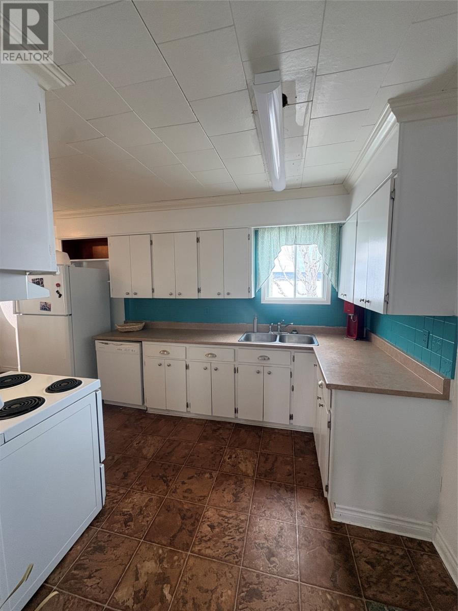 251 Main Street — photo 9
