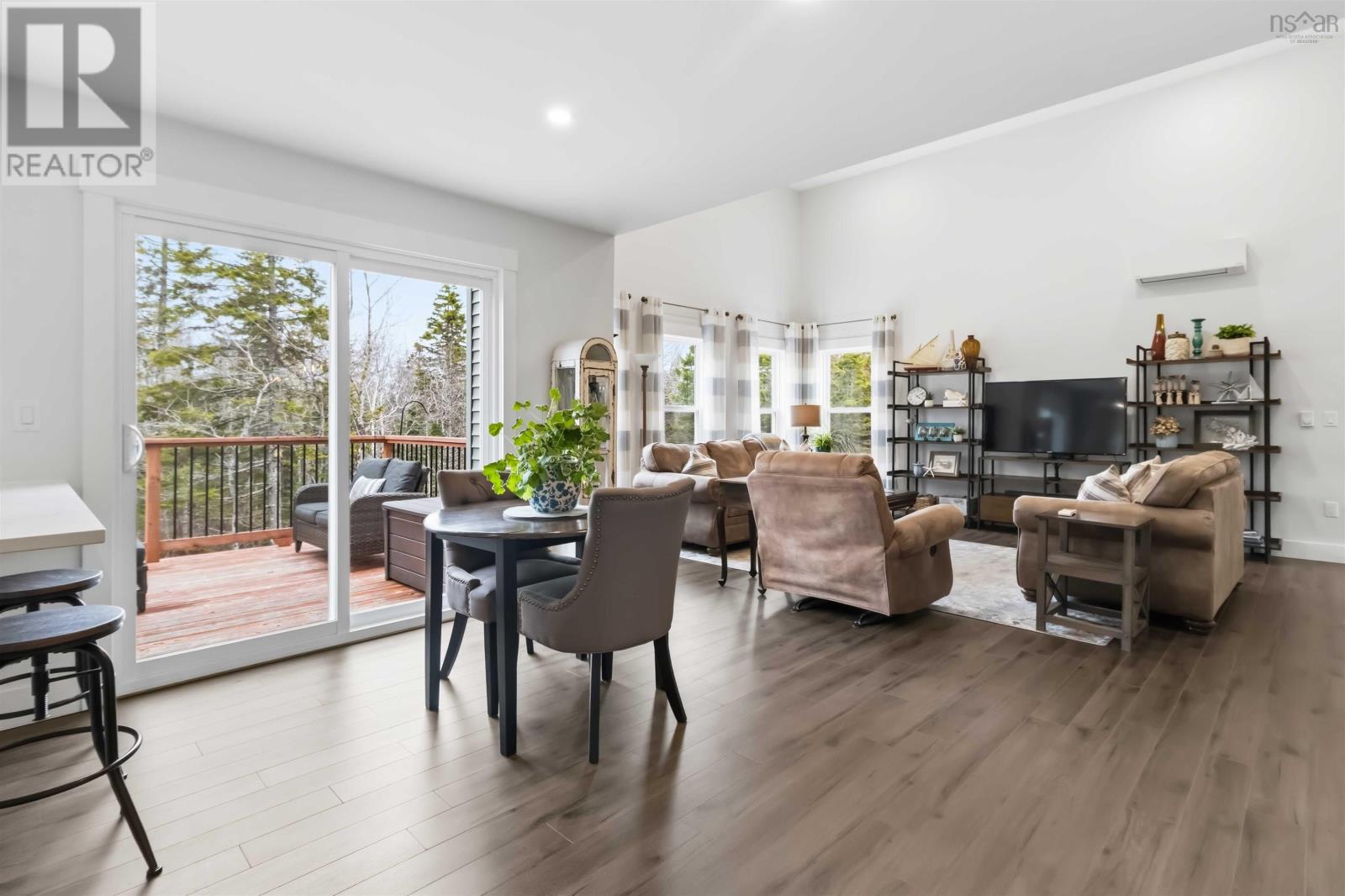 Property 13 of 49 of 426 Wisteria Lane