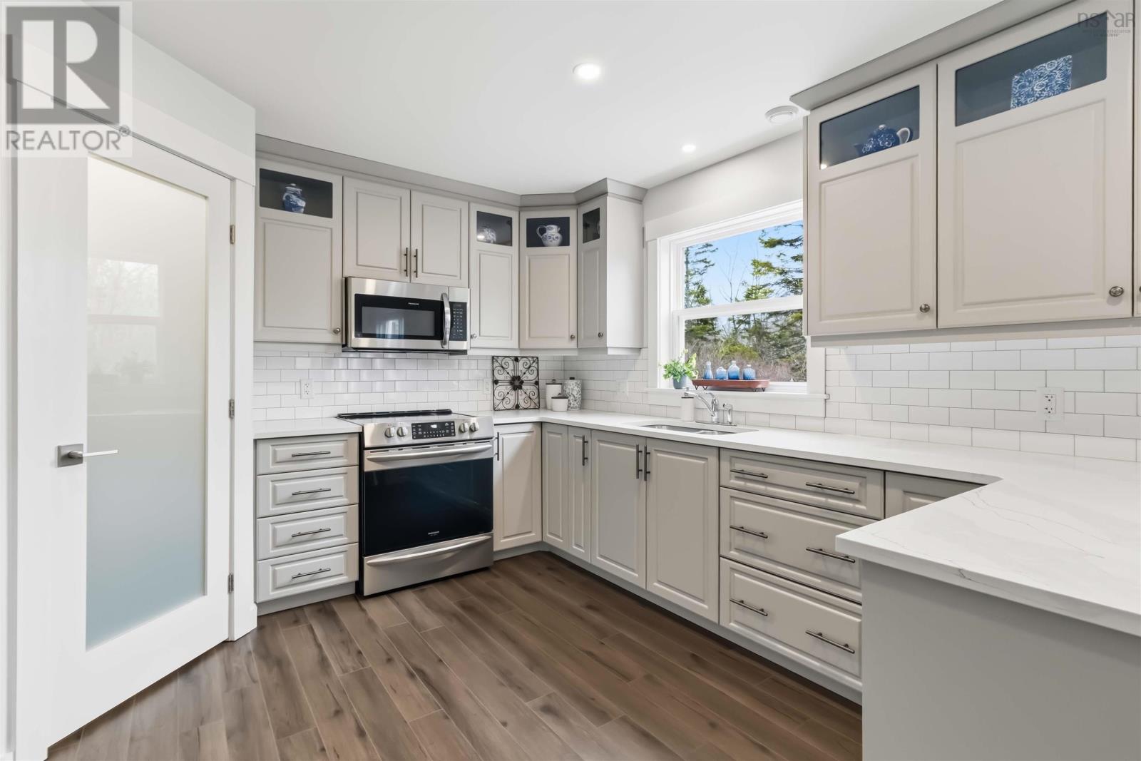 Property 15 of 49 of 426 Wisteria Lane