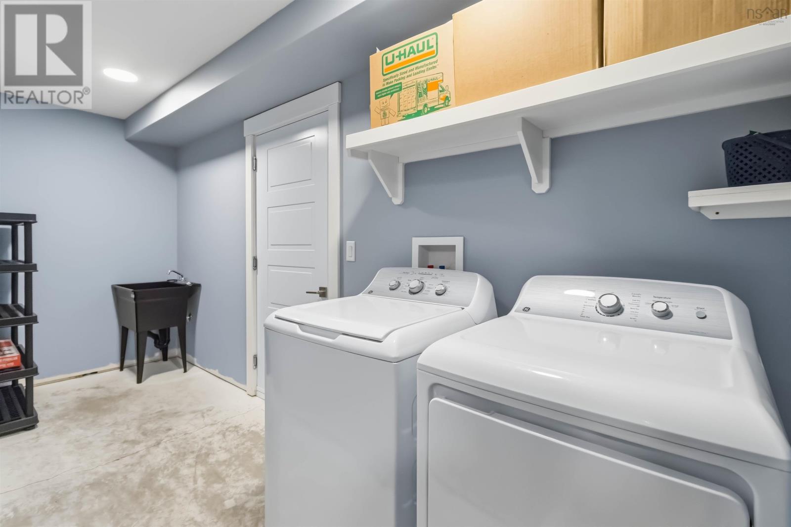 Property 41 of 49 of 426 Wisteria Lane