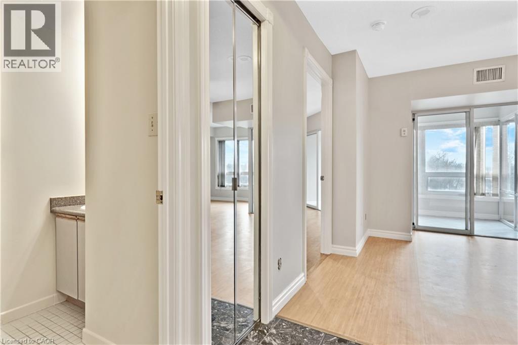 237 W KING Street W Unit# 905, Cambridge, Ontario, N3H5L2 — Photo 10