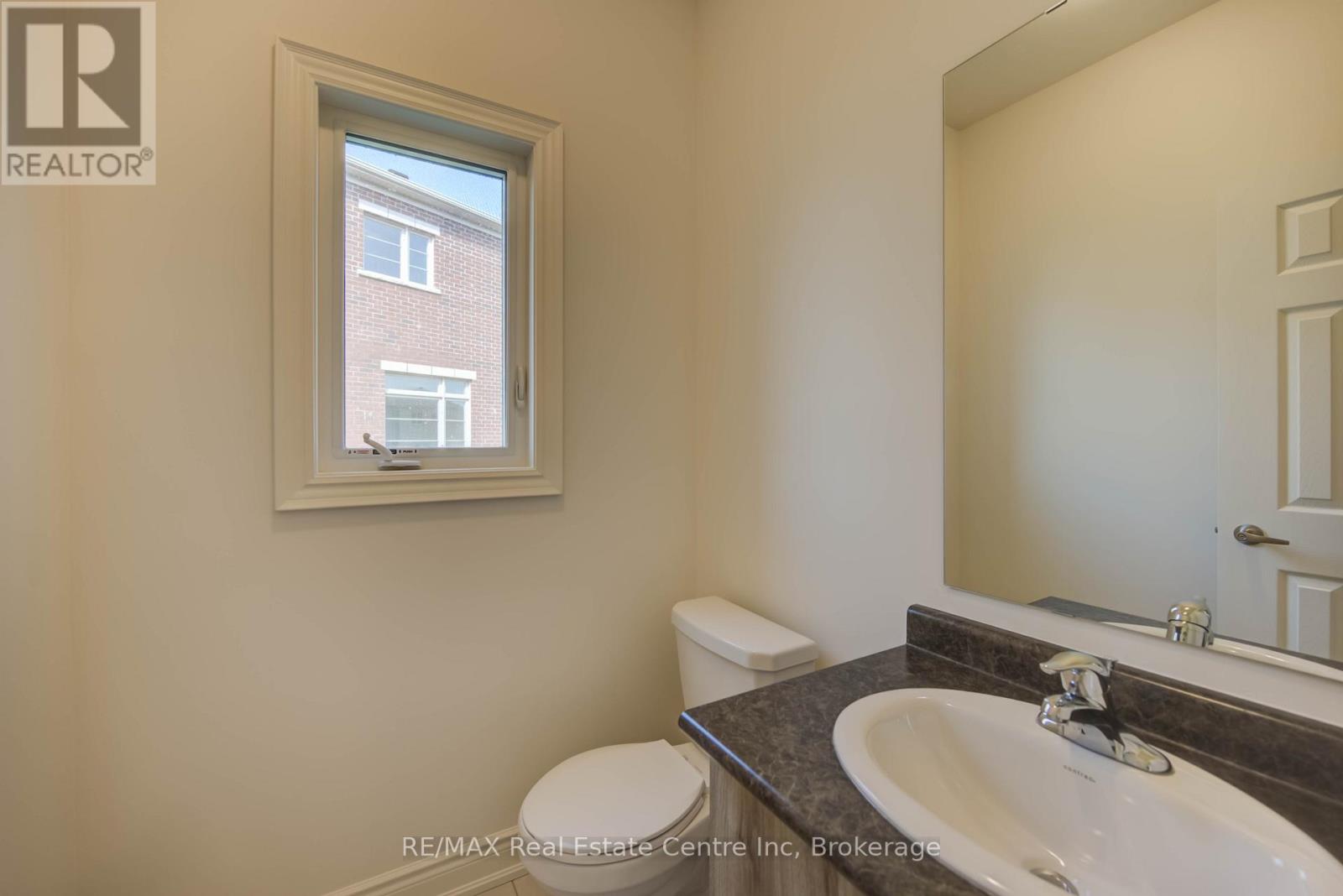 154 ATTWATER DRIVE - 8