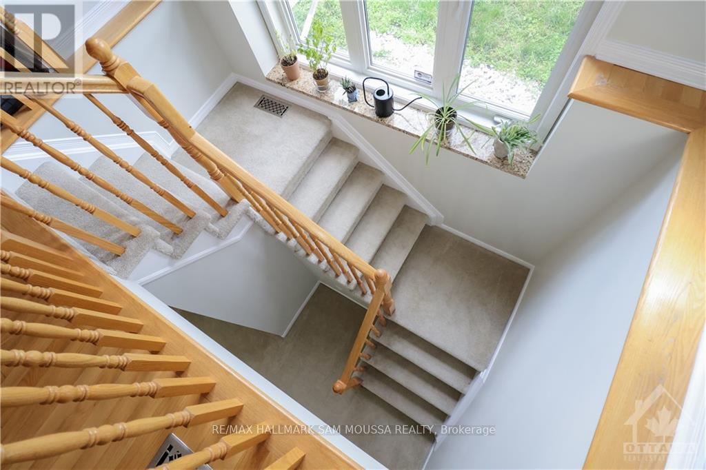 3 Bed, 1 Bath House for Rent in Ottawa – 605 GAZEBO STREET, Ottawa – MLS# X13018616 - Image 21