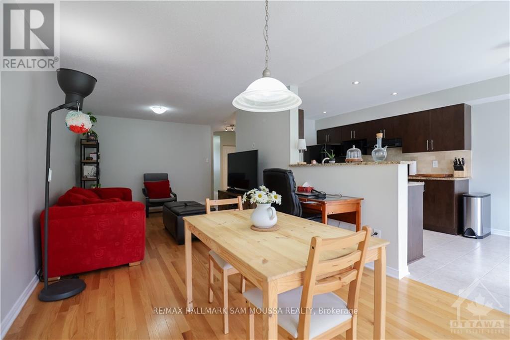 3 Bed, 1 Bath House for Rent in Ottawa – 605 GAZEBO STREET, Ottawa – MLS# X13018616 - Image 9