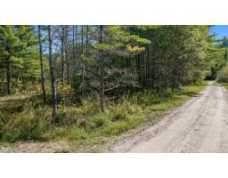Ch. Montfort, Gracefield, QC J0X1W0 Photo 13