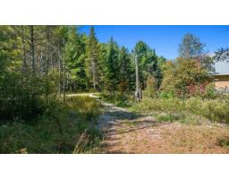 Ch. Montfort, Gracefield, QC J0X1W0 Photo 14