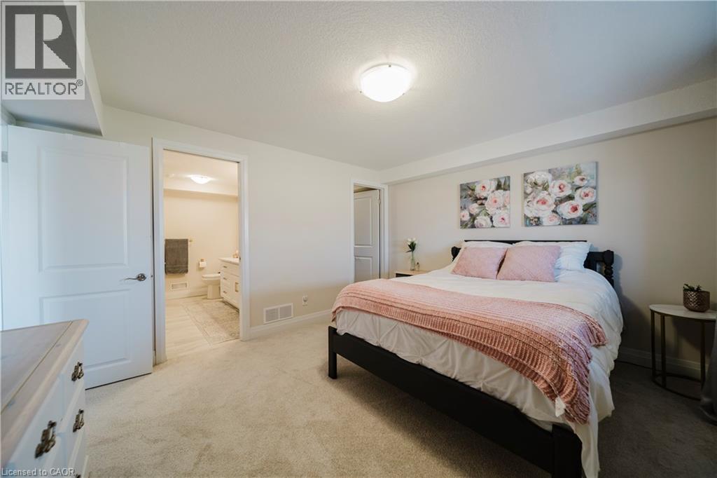 300 SNYDER'S Road E Unit# 12, Baden, Ontario, N3A2V5 — Photo 37