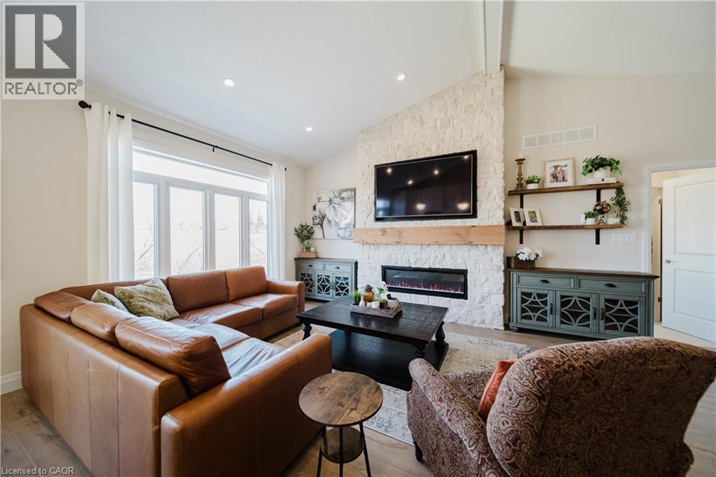 300 SNYDER'S Road E Unit# 12, Baden, Ontario, N3A2V5 — Photo 5