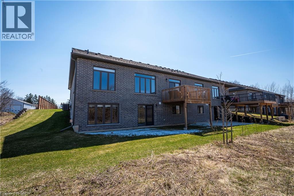 300 SNYDER'S Road E Unit# 12, Baden, Ontario, N3A2V5 — Photo 43